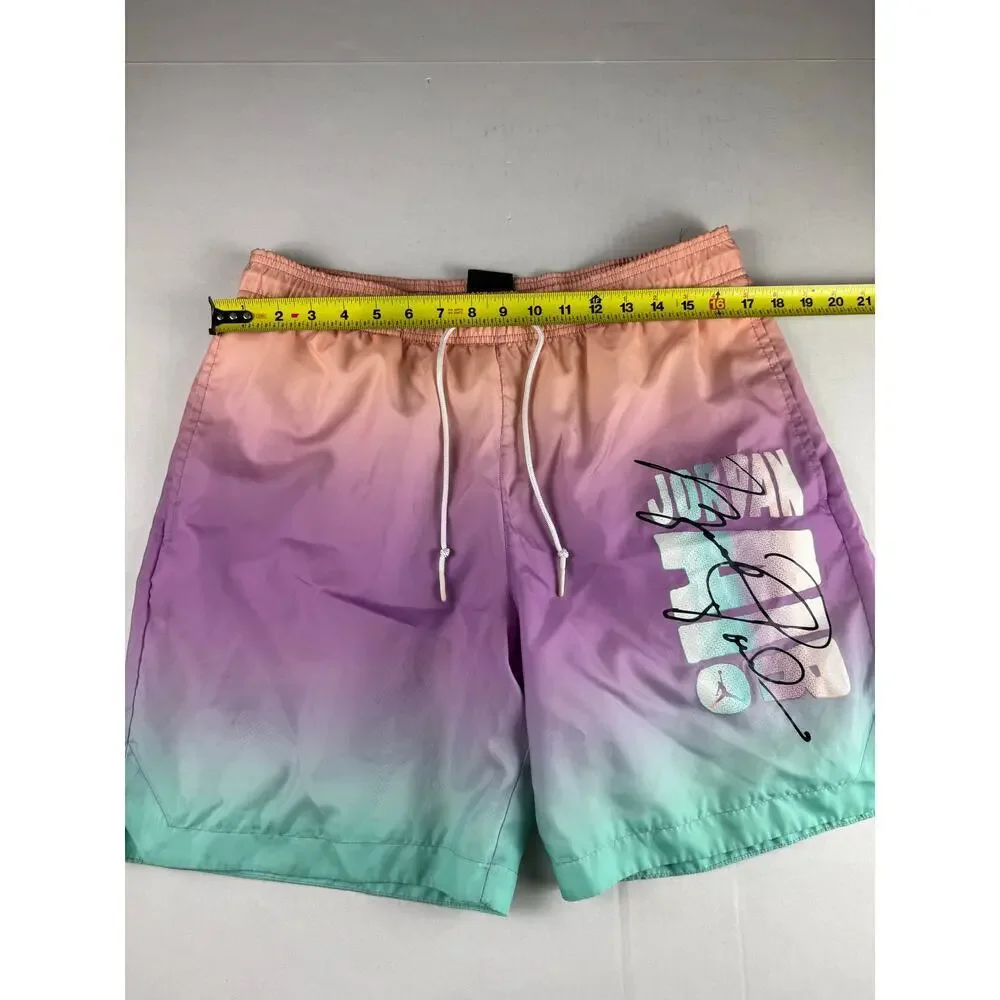 Jordan Men's Shorts - Size Medium - Great Condition!